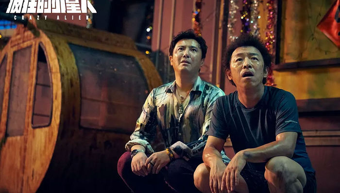 累计票房,流浪地球,单日票房,大年初一,美剧,大片票房,排片,四个婚礼和一个葬礼,龙妈,大年初二