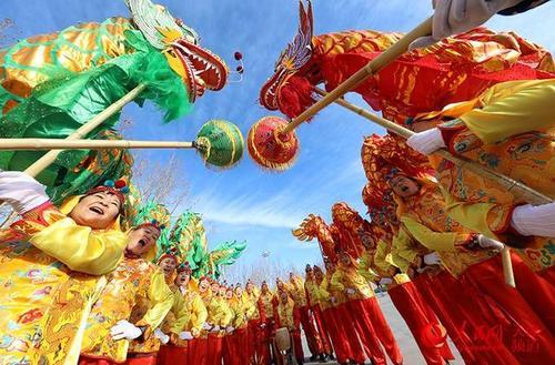 春节,怀庆府,1980年,盛宴,年俗活动,灯彩,夫子庙,耍社火,荷花灯,五代同堂