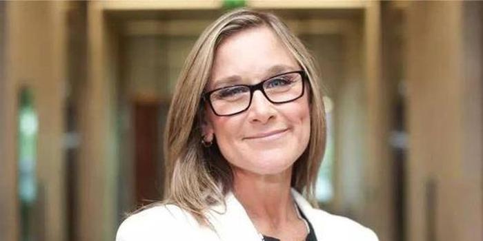 苹果零售店,苹果首席,苹果可能,苹果公司,拉姆伯格,位置感知,女魔头,iPhone,应用程序,巴宝莉