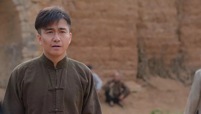 【文娱早报】演员翟天临陷“学术”危机 CBS前董事长成立新公司