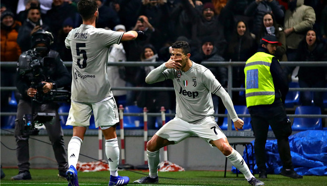 月入410万镑当不了足坛打工皇帝，薪酬比拼中梅西甩下C罗