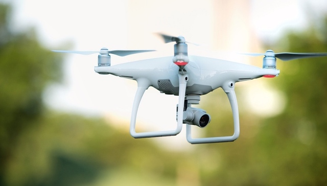 地方新闻精选| 唐山用无人机查处不作为案 浙江一图书馆长私分国资被查“以为不算大恶”