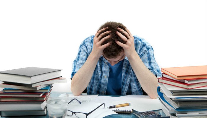 翟天临学术不端事件再起质疑，其硕士论文被指重复字数过万