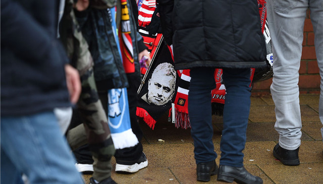 季报又创纪录了，但曼联还得为穆里尼奥埋单