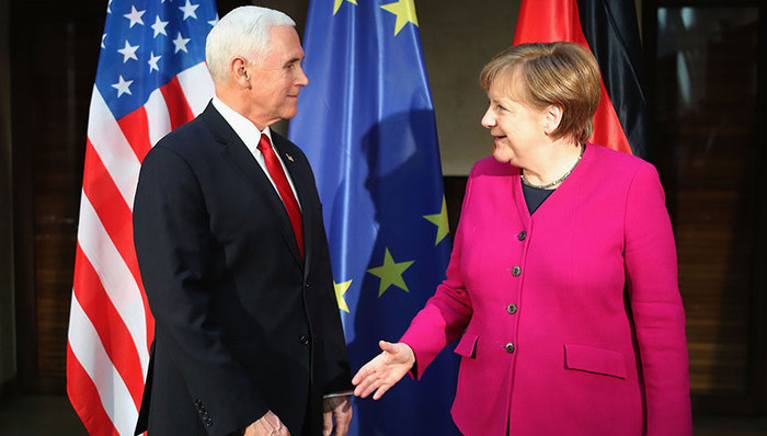 默克尔,彭斯,伊朗