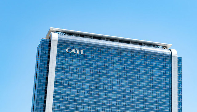 宁德时代频繁联姻车企，补贴退坡后毛利率持续下滑