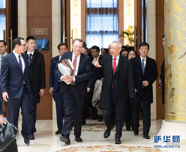 中方代表团马上就出发，特朗普一大早又发了推特！