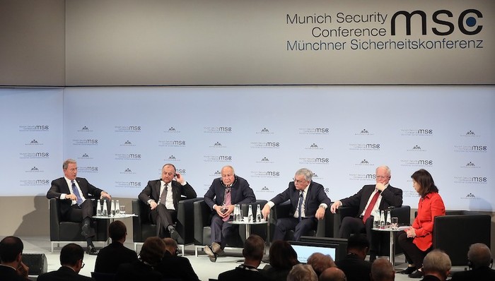 慕尼黑安全会议,美欧关系,跨大西洋伙伴,美国优先