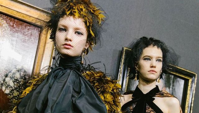 【伦敦时装周】冬天如何穿出飘逸感，推荐三个“走路带风”的品牌