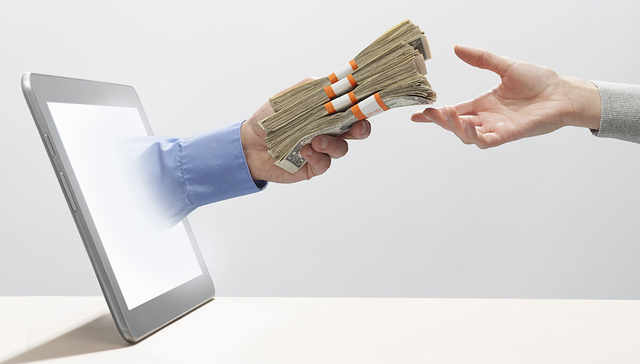 左手腾讯右手阿里，老牌券商中金频获互联网巨头青睐