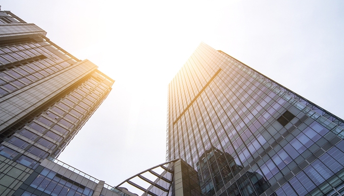 女版“褚时健”，55岁创业，年入80亿，终成红牛加多宝背后的女人