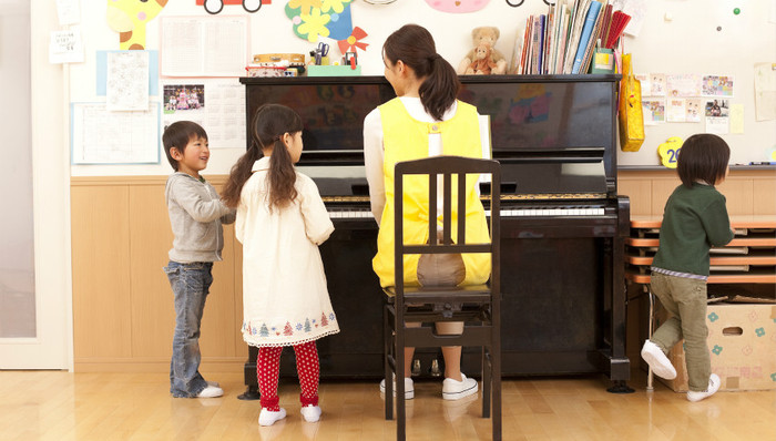 幼儿园监控全覆盖引争议：或加剧家长和教师之间的不信任