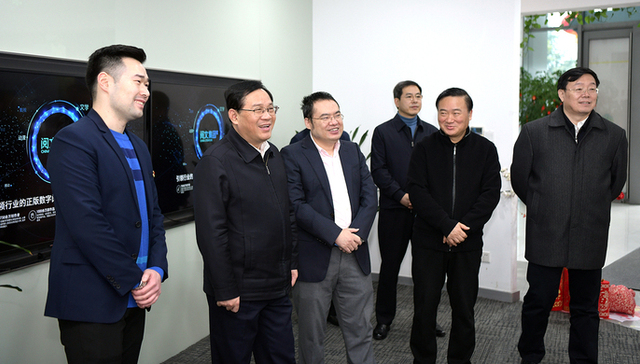 企业业务,上海旅游,用户,本土企业,信息消费,李强,上海老,,,企业发展,消费升级