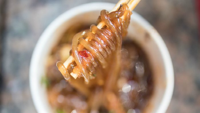 卫龙,辣条,酸辣粉,螺狮粉,方便面,自热火锅