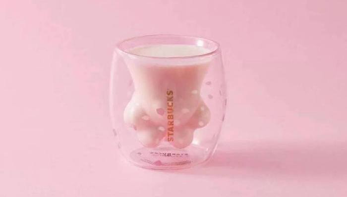 网红猫爪杯一上市就被抢光，星巴克悄悄告诉我们还会补货