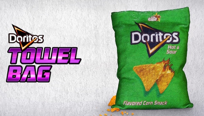 吃零食不知道该怎么擦手？多力多滋推出了“毛巾包装”