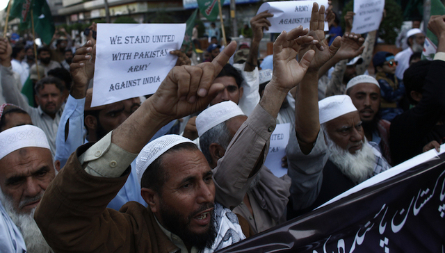 印巴,俘虏,克制