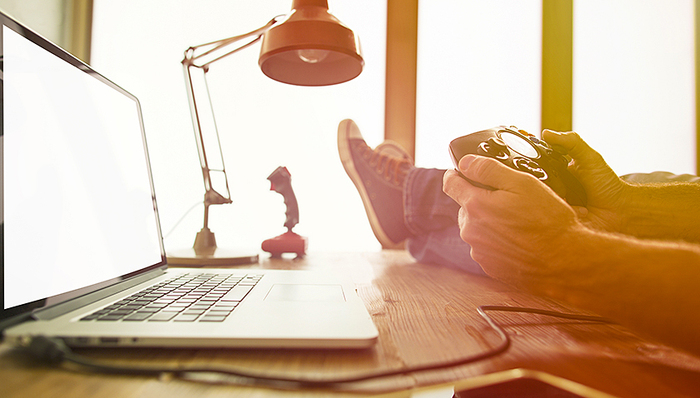 腾讯与美国四巨头入局：谁能颠覆游戏业，成为“新奈飞”？