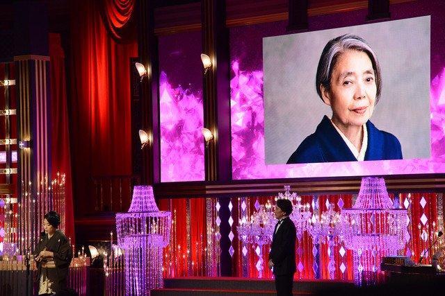 【文娱早报】《小偷家族》获八项日本电影学院奖 《超高清视频产业行动计划》发布