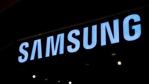 三星手机重返中国“战场” ，全线策略与折叠屏能否为其挽回份额？