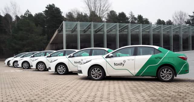欧洲网约车巨头Taxify更名Bolt，转向多元交通