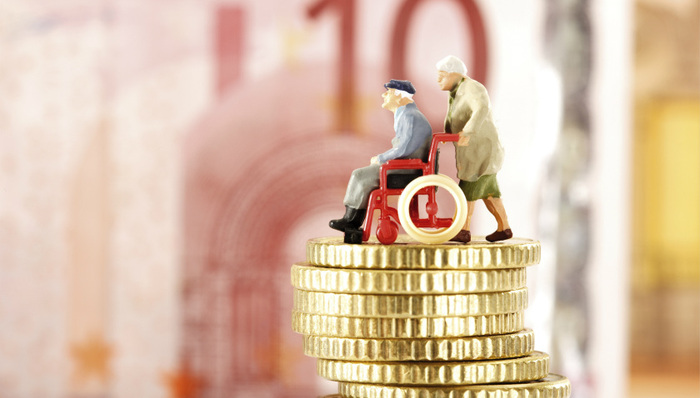 今年养老金中央调剂规模可达6000亿，人口流出、老龄化程度高地区更受益