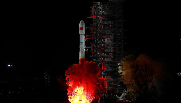 发射飞船,长征火箭