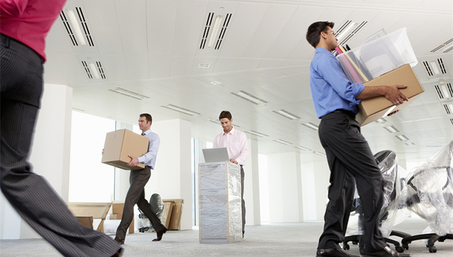 【出国早报】275家金融公司正在搬离英国；亚洲投资境外房产力度减弱；加拿大承诺花1000万加元帮新移民找工作