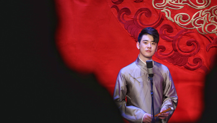 云社,荧光棒,相声演员,太平歌词,德云,相声泰斗,相声表演,相声事业,粉丝,偶像