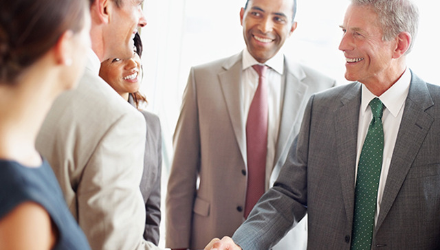 投行人现在也不穿商务正装了，新时代的成功人士都怎么穿？