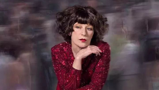 女性摄影：性别女？