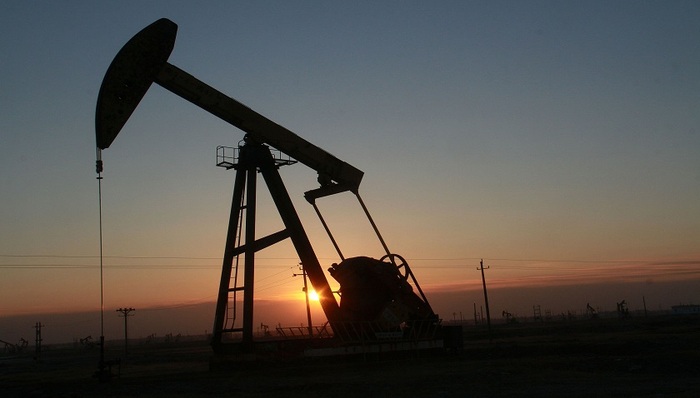 中国2月进口原油3923万吨，同比增超两成