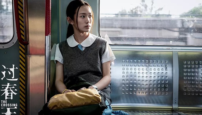 【个人意见】《过春天》：一条挣脱陆港矛盾的鲨鱼