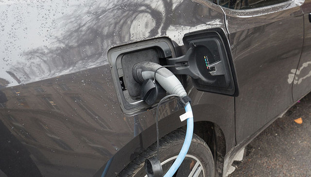 市场监管总局出重拳：新能源车有缺陷要召回，严重可能要停产