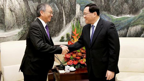 新思,人工智能,集成电路,总裁兼,科技公司,产业生态系统,市委秘书长,联席首席执行官,总书记,营商