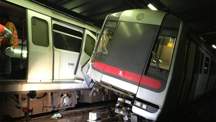 香港地铁测试新信号系统期间，发生两车相撞