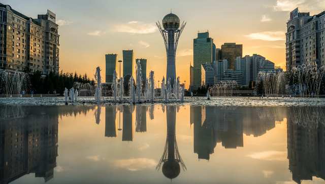 哈萨克斯坦议会批准将首都改名为前总统名字“努尔苏丹”