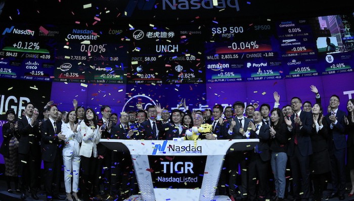 小米系老虎证券登陆纳斯达克，挂牌首日盘中最大涨幅30%，总市值超13亿美元