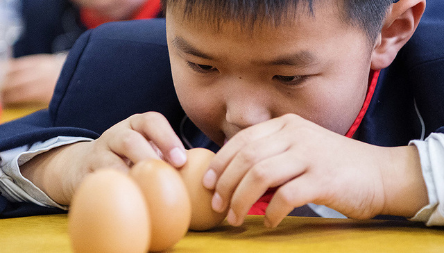 【一周环球掠影】北京迎1951年以来最早初雷，2020东京奥运会火炬揭晓