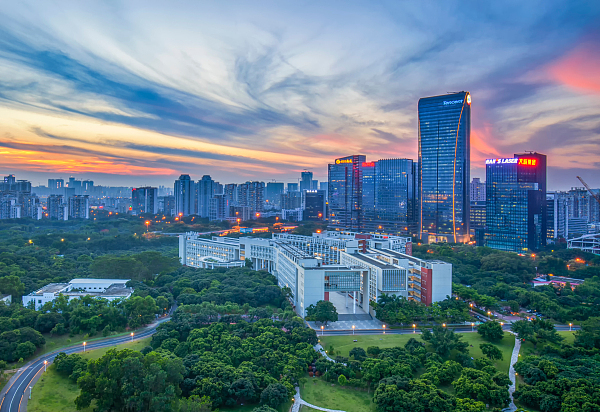 腾讯，金融，年报