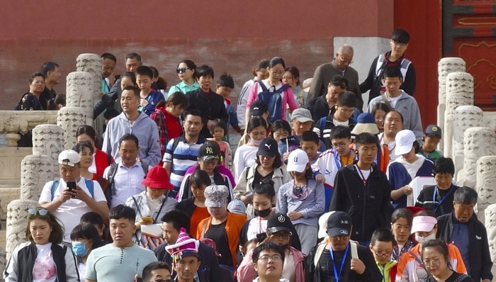 “五一”小长假为啥恢复了？ 旅游接待能力跟得上吗？