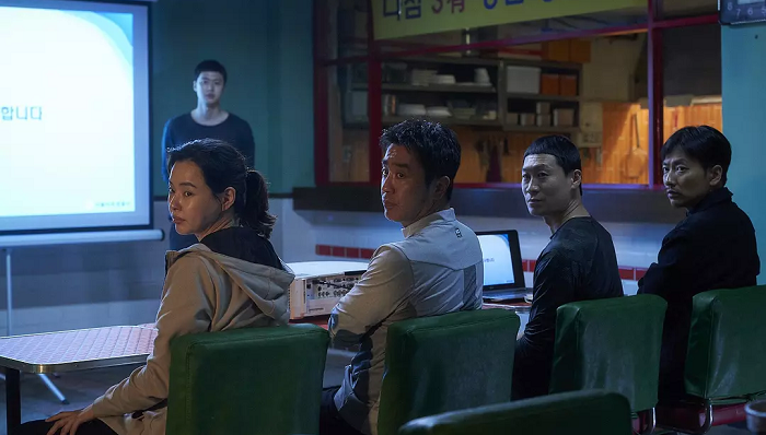 极限职业,票房冠军,影史,票房奇迹,韩国电影,王国,豆瓣,龙虾刑警,杀人回忆,鸣梁海战