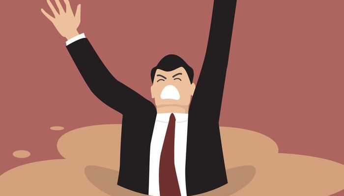 丹东港被曝信披不实，数十家金融机构仍深陷违约泥潭