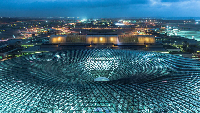 航站楼停车场改造的“星耀樟宜”，樟宜机场要比最好更好