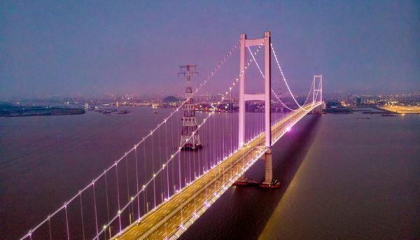 虎门大桥,通车,二桥,珠江口,黄茅海,GDP,城市群,物流,世界第一跨,大桥时代