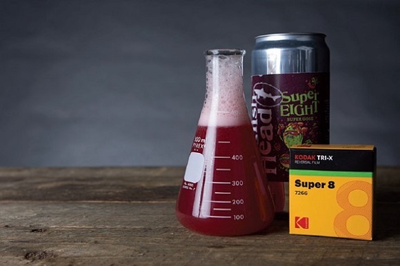 数码时代你还记得柯达吗？它推出了可以洗胶片的啤酒