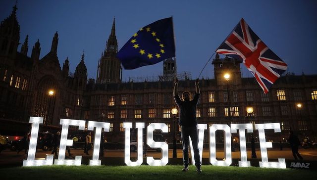 议会否决八种可能脱欧选项，特蕾莎·梅的协议仍是最佳？