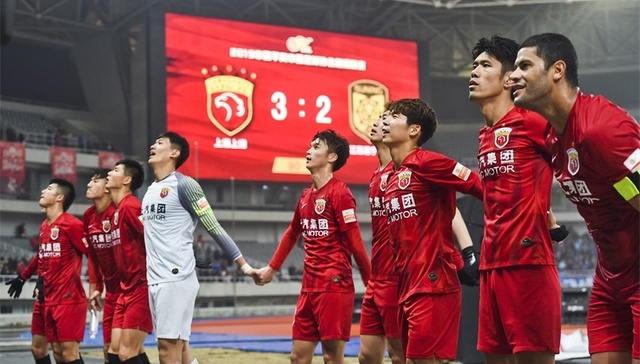 【体育晚报】上海上港2018年净利润184万元 康利领跑灰熊五项队史纪录