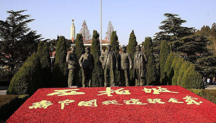 史诗,多维视角,西柏坡精神,四力,从西柏坡出发,书70年奋斗史诗,进京赶考,两个务必,新闻战线,采访