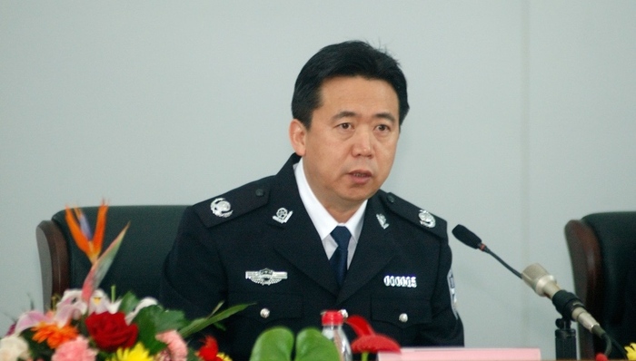 鲁炜苏荣,家风,特权,特权思想